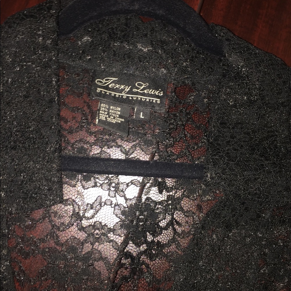 Terry Lewis Women’s Set